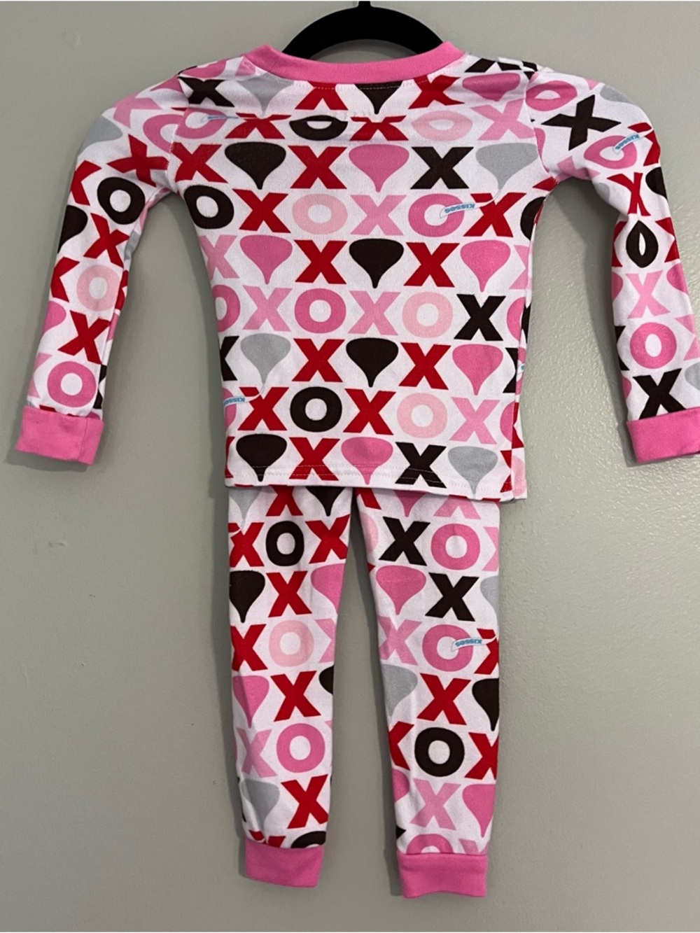 Girls Pink XOXO Print Long Sleeve‎ Pajama Set Hershey kisses valentines